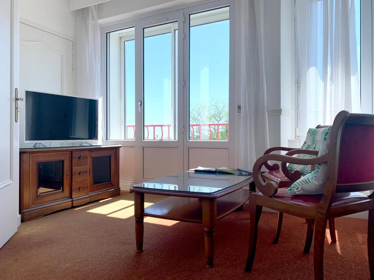 Abalys Hotel Брест Экстерьер фото