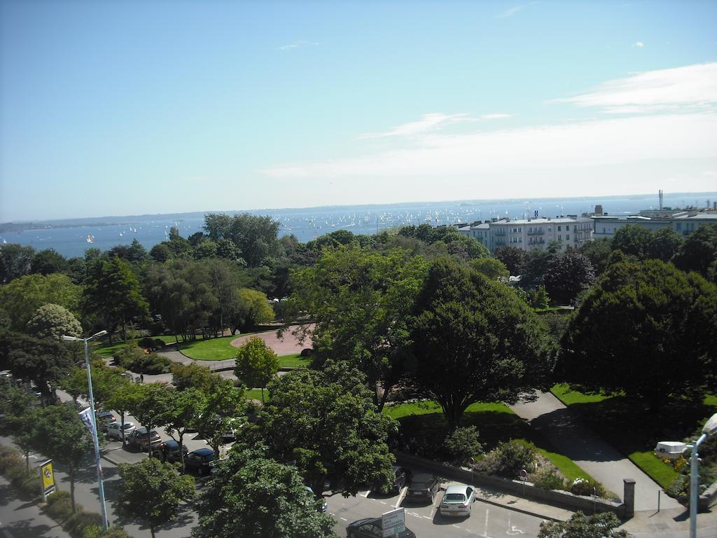 Abalys Hotel Брест Экстерьер фото