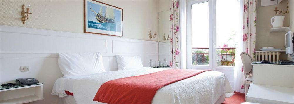 Abalys Hotel Брест Экстерьер фото